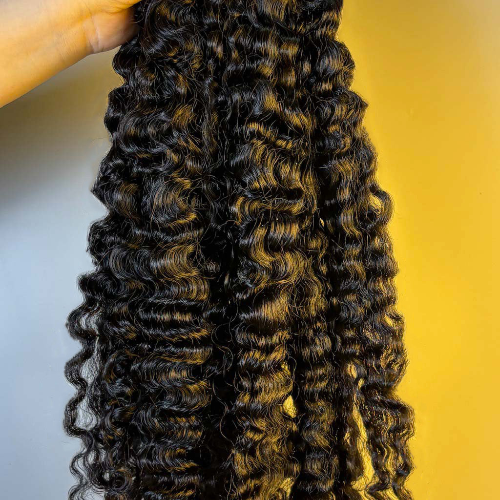 Burmese Curly bulk human hair – product gallery image 4
