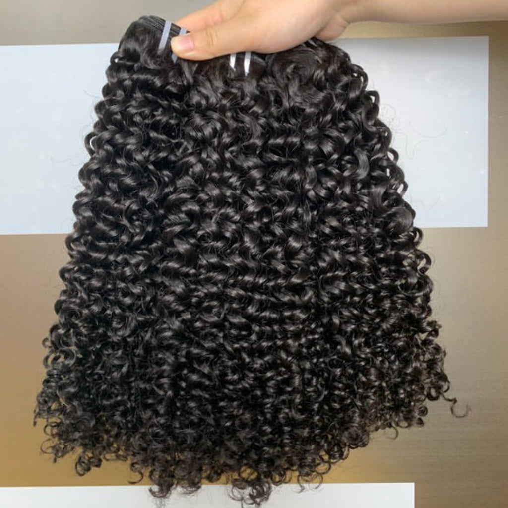 100% Raw Human Hair Water Wave Bundles – Wavy & Curly Weft Extensions, Double Drawn, Soft & Natural Look | Exclusive for Black Women & ucharminghair