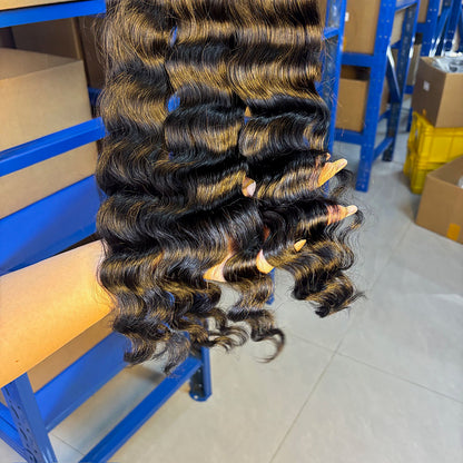 Raw  Indian  Wave Human Hair Bundles – Super Double Drawn | Natural Black & Blonde | Wholesale for Black Women Hairdressers