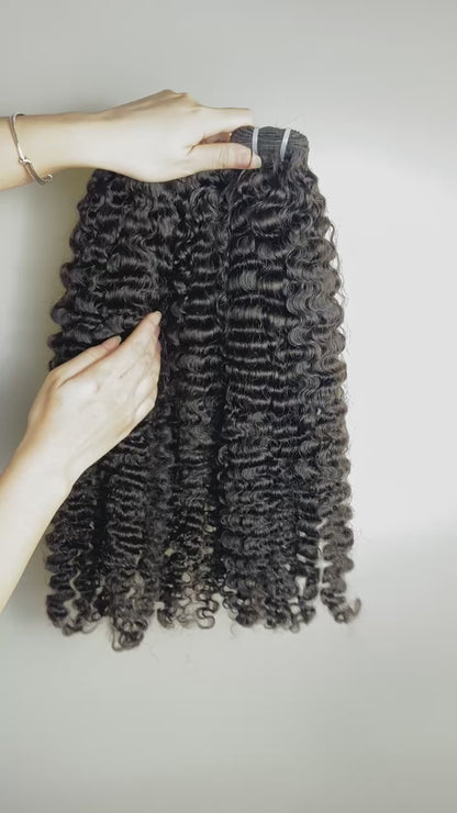 Ucharming Hair Top Raw A+ Pro Hair Bundle Cheveux raides Body Water Loose Deep Wave Bouclés Crépus Vente en gros 