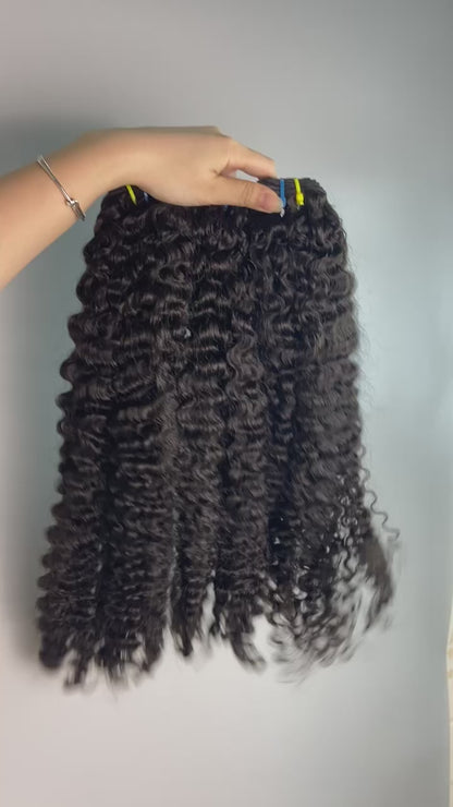 Ucharming Hair Top Raw A+ Pro Hair Bundle Cheveux raides Body Water Loose Deep Wave Bouclés Crépus Vente en gros 