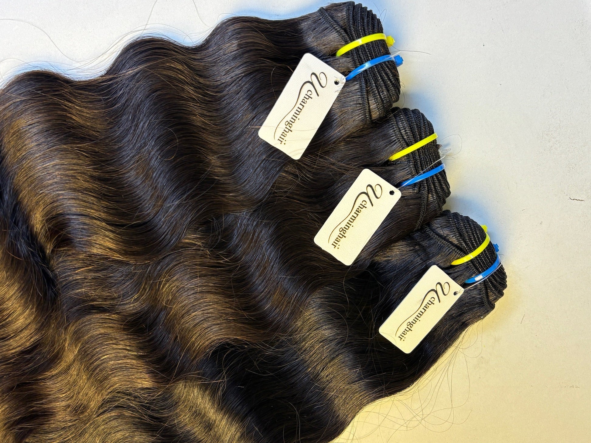Vietnamese and Indian Loose Deep Wave Raw Hair Bundles – weft and texture view