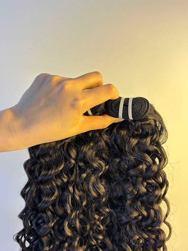 100% Raw Mink Brazilian Human Hair Water Wave Bundles – Wavy & Curly Weft Extensions, Double Drawn, Soft & Natural Look | Exclusive for Black Women & ucharminghair